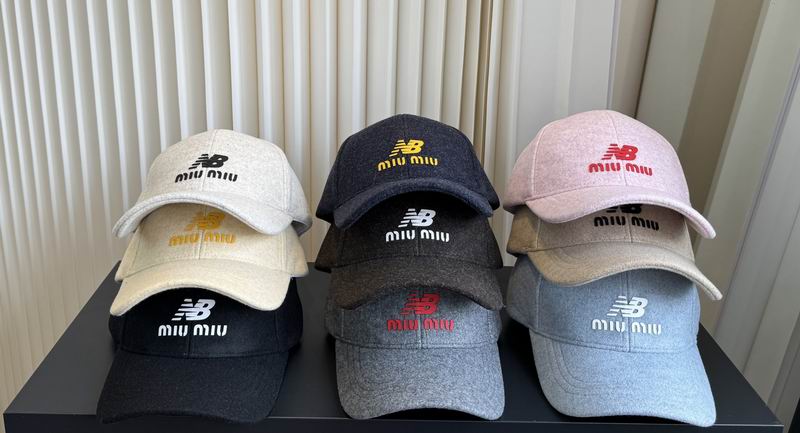 Miumiu cap dx143